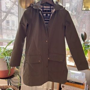 Barbour waterproof women’s rain jacket classic print like new